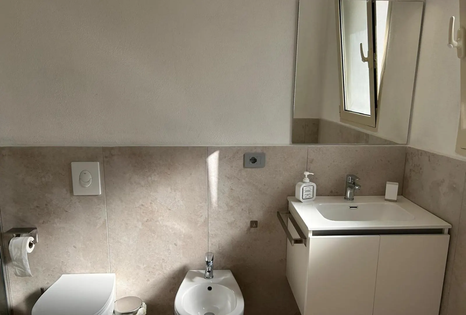 Taylor House Hotel Olbia 0*,